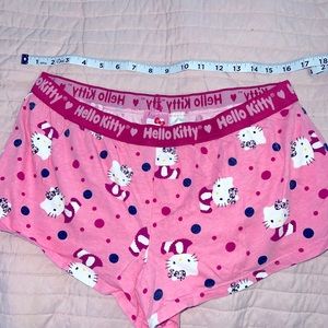 💕LARGE HELLO KITTY SLEEP SHORTS!! 💕